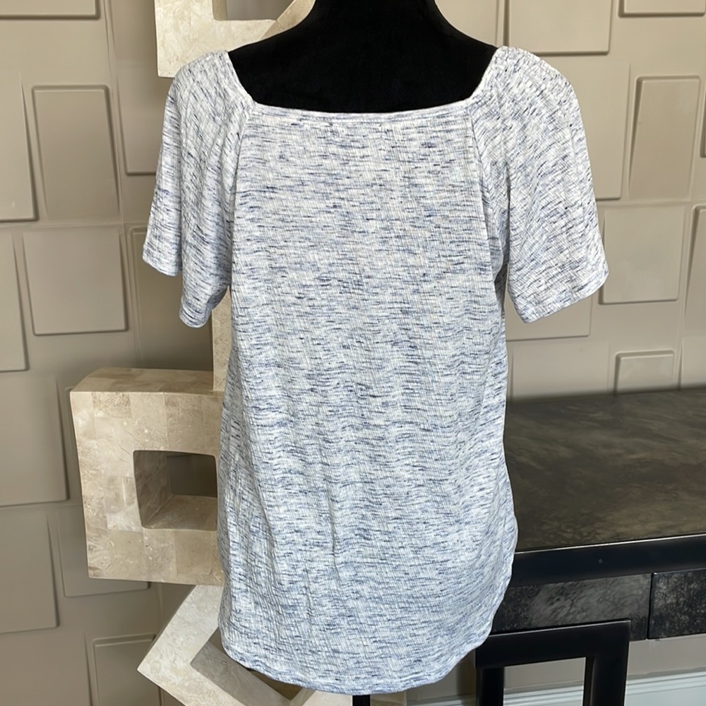 Verve Ami top white blue V neck short sleeve Size Medium - Picture 6 of 8